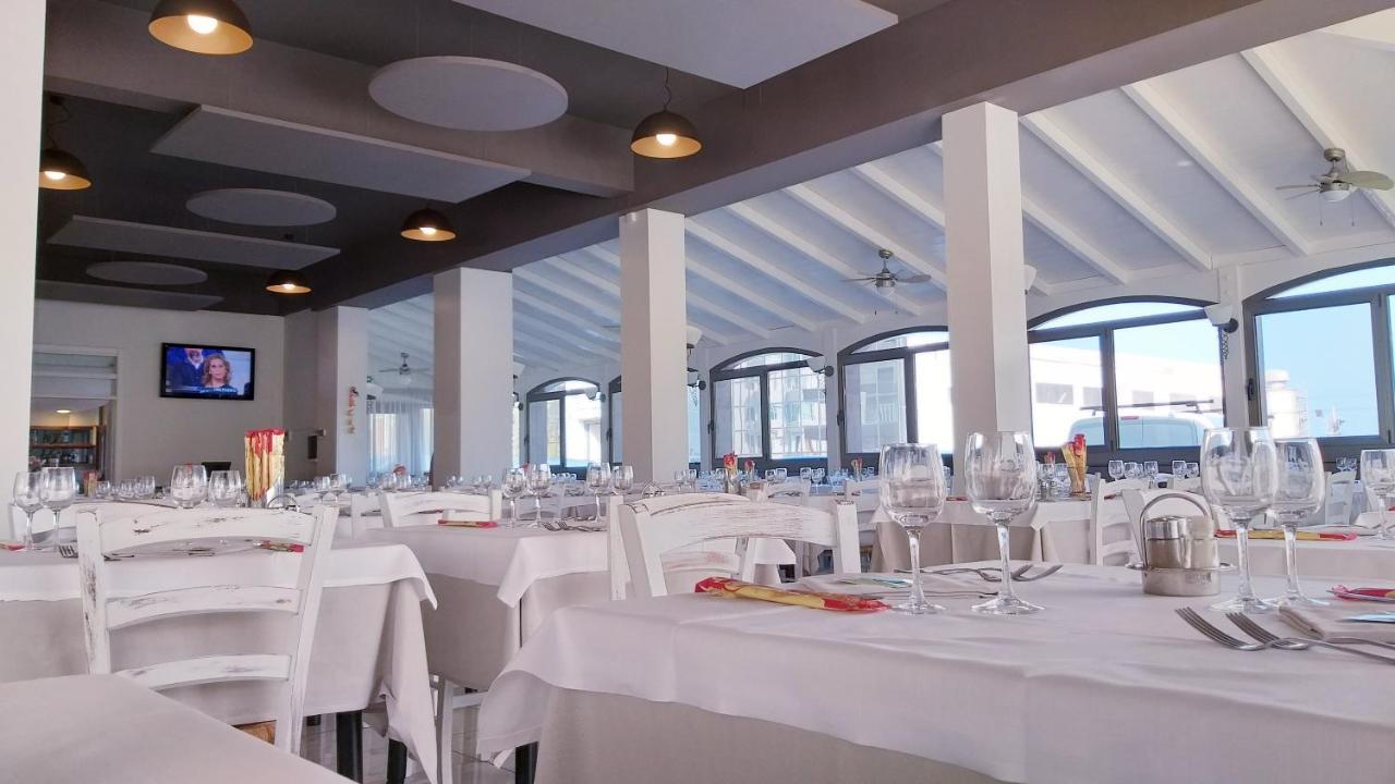 Hotelristorante Il Punto Маротта Экстерьер фото